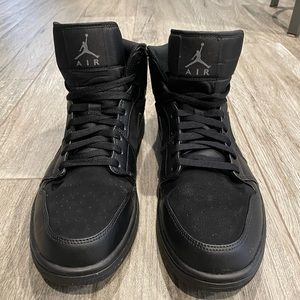 Air Jordan 1 Mid Mens